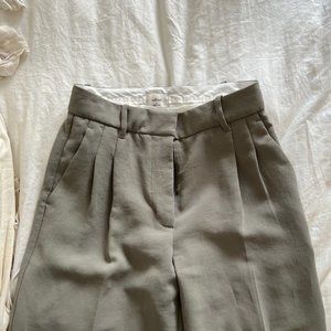 Aritizia Effortless Pant